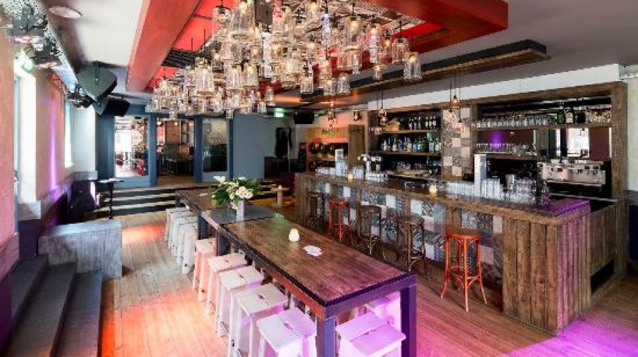 Café Bakker B.V. Tilburg afbeelding 2